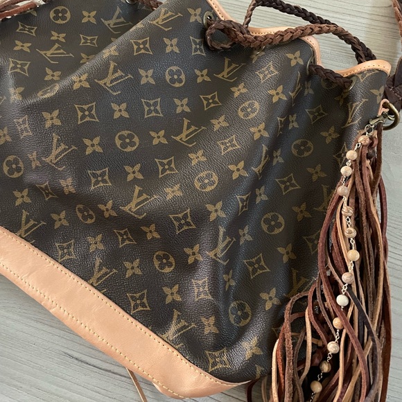 Louis Vuitton - Picture 7 of 7